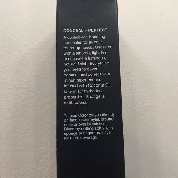 Concealer crayon - Picture 2 of 3